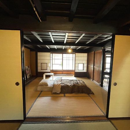 ゲストハウス　にじゅうよん Sakashita Экстерьер фото